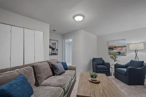 Coliving in West Arlington - Arlington, Dallas