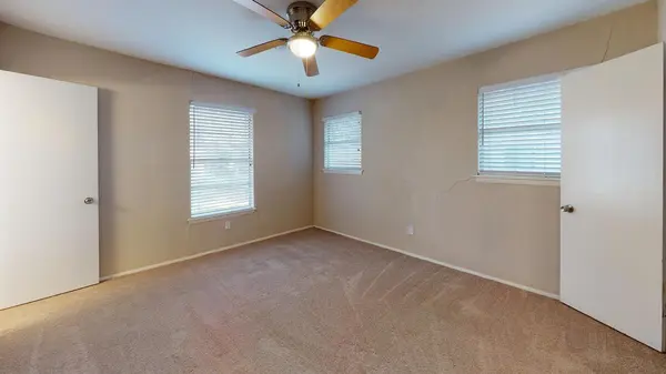 Coliving in West Arlington - Arlington, Dallas