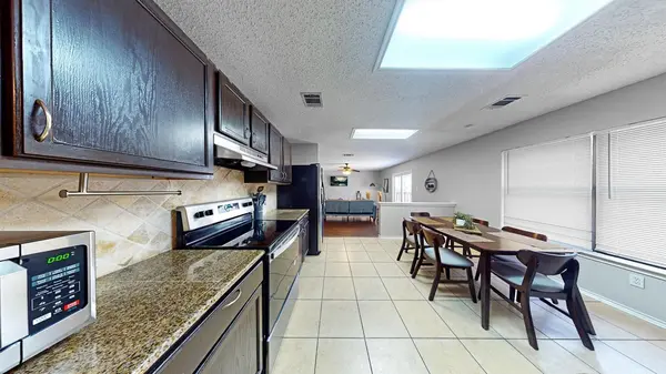 Coliving in Southeast Austin - South Austin, Austin