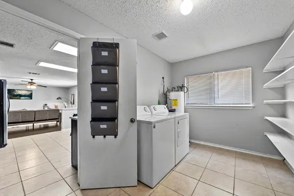 Coliving in Southeast Austin - South Austin, Austin