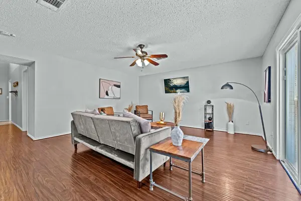 Coliving in Southeast Austin - South Austin, Austin