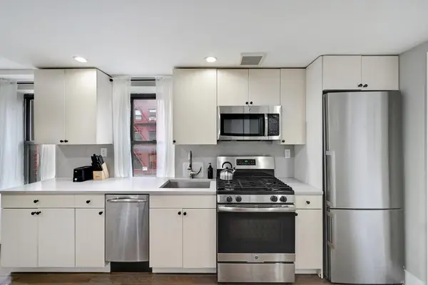 Coliving in East Village - Manhattan, New York