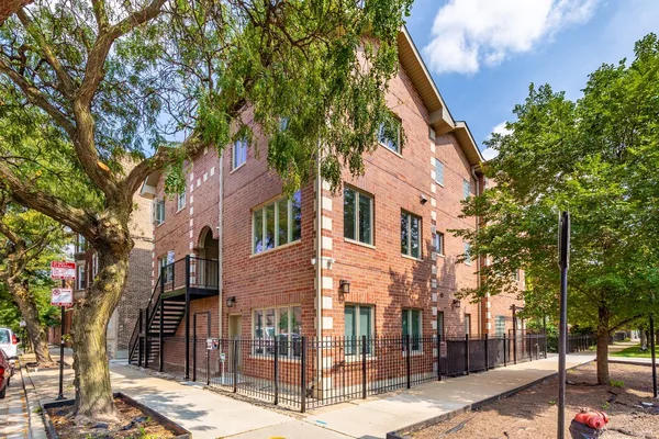 Coliving in Little Italy/Uic - Central, Chicago