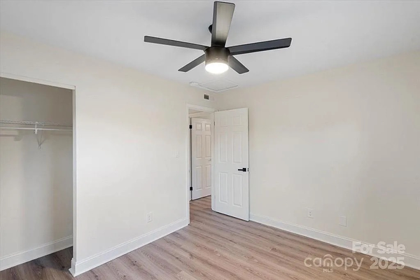 Coliving in Oakdale - North Charlotte, Charlotte