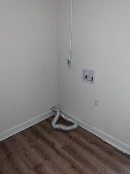 Coliving in Oakdale - North Charlotte, Charlotte