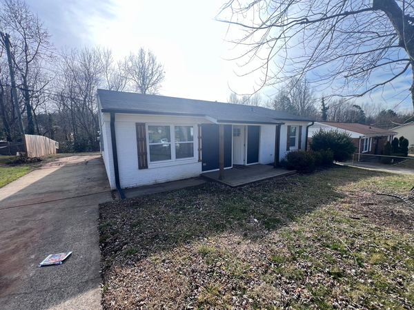 Coliving in Oakdale - North Charlotte, Charlotte