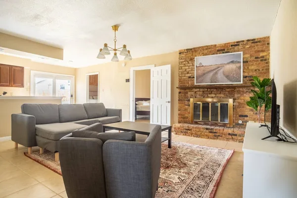 Coliving in Windsor Park - East Austin, Austin