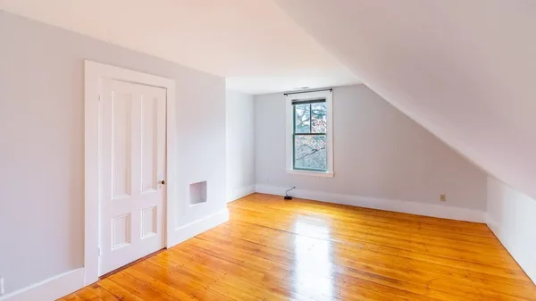 Coliving in Newton - Metro Area, Boston