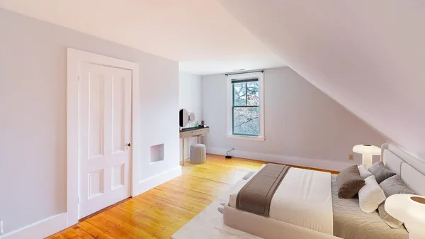 Coliving in Newton - Metro Area, Boston