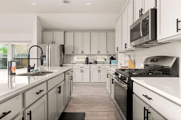 Coliving in Far West Side - West SATX, San Antonio