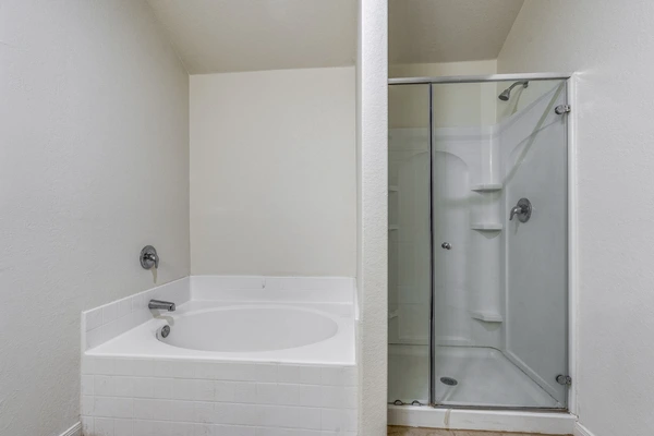 Coliving in New Braunfels - Outer SATX, San Antonio