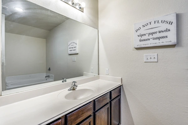 Coliving in New Braunfels - Outer SATX, San Antonio