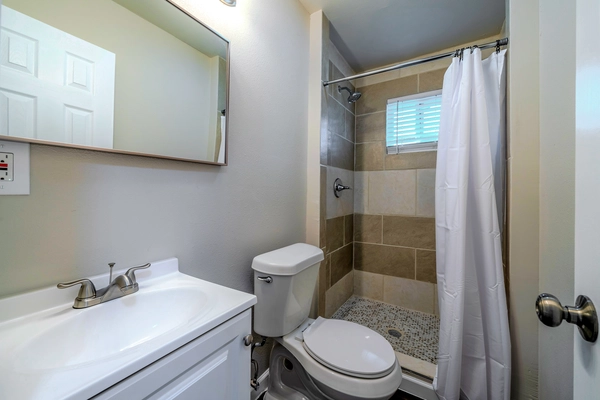 Coliving in Northshore - Ne Houston, Houston