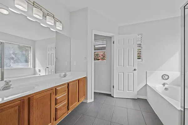 Coliving in Jollyville - North Austin, Austin