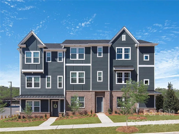 Coliving in Eagle Lake - West Charlotte, Charlotte