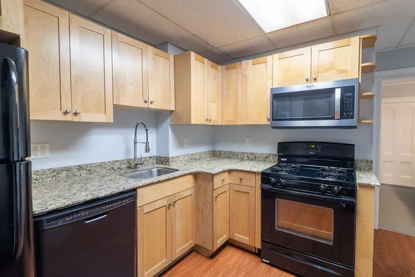 Coliving in Inner Belt - Somerville, Boston