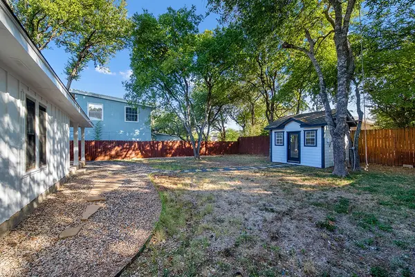 Coliving in Garrison Park - South Austin, Austin