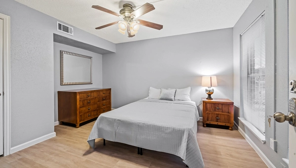 Coliving in Greater Hobby Area - Se Houston, Houston