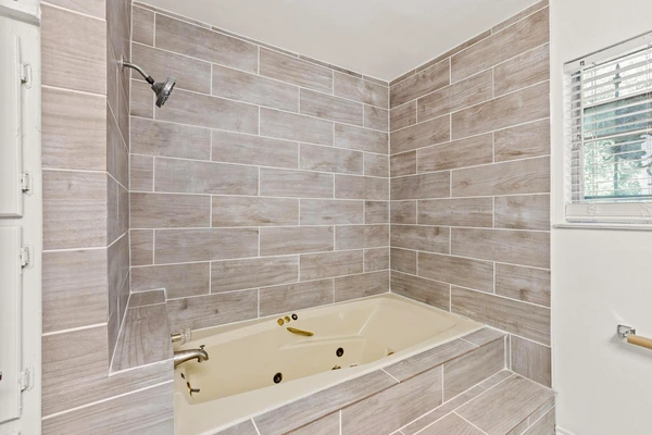 Coliving in Wolf Creek - Sw Dallas, Dallas