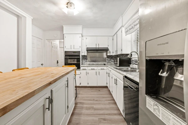 Coliving in Wolf Creek - Sw Dallas, Dallas