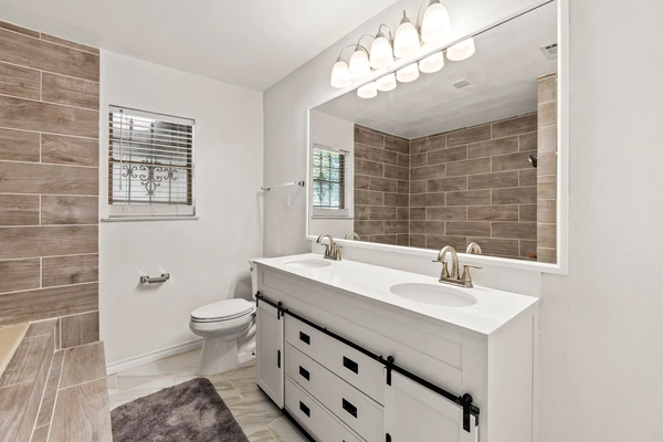 Coliving in Wolf Creek - Sw Dallas, Dallas