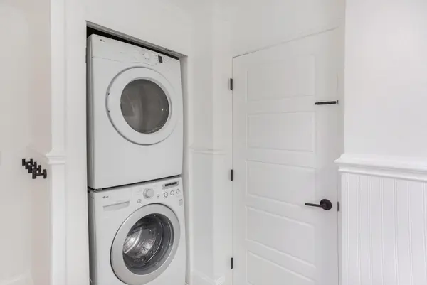 Coliving in Clayton - North Denver, Denver