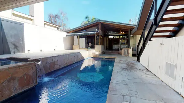 Coliving in Manhattan Beach - Westside / South Bay, Los Angeles