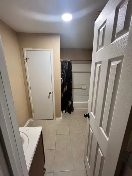 Coliving in Inner West Side - West SATX, San Antonio