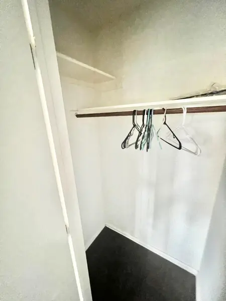 Coliving in Inner West Side - West SATX, San Antonio