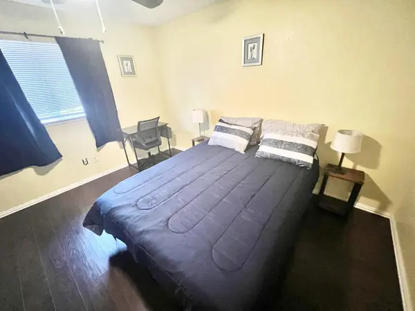Coliving in Inner West Side - West SATX, San Antonio