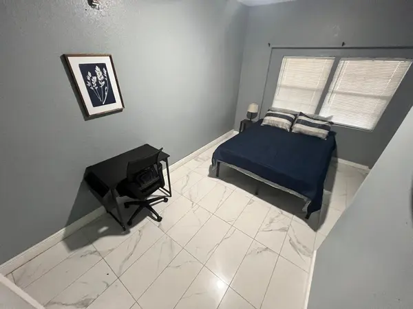 Coliving in Inner West Side - West SATX, San Antonio