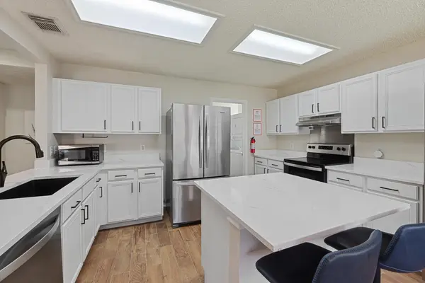 Coliving in Kyle - South Austin, Austin