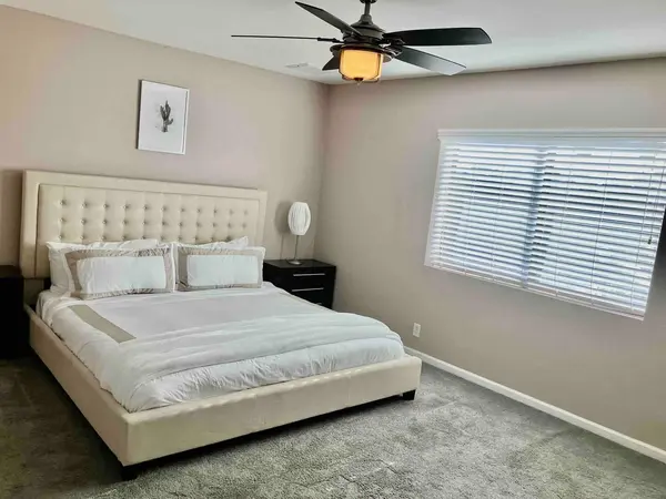 Coliving in Glendale - NW Valley, Phoenix