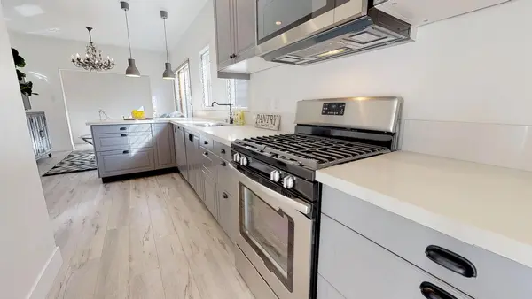 Coliving in Beverly Grove - Central Los Angeles, Los Angeles