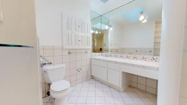 Coliving in Beverly Grove - Central Los Angeles, Los Angeles