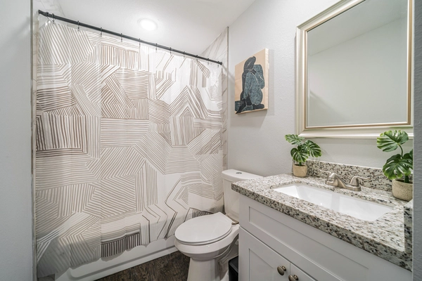 Coliving in Central Southwest - Sw Houston, Houston