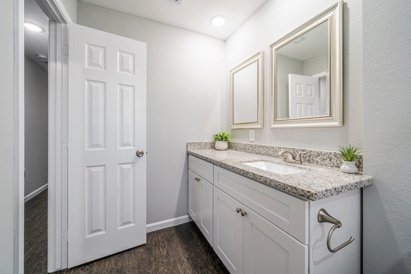 Coliving in Central Southwest - Sw Houston, Houston