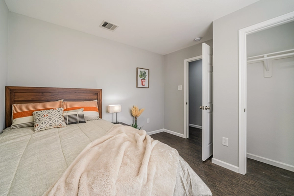 Coliving in Central Southwest - Sw Houston, Houston