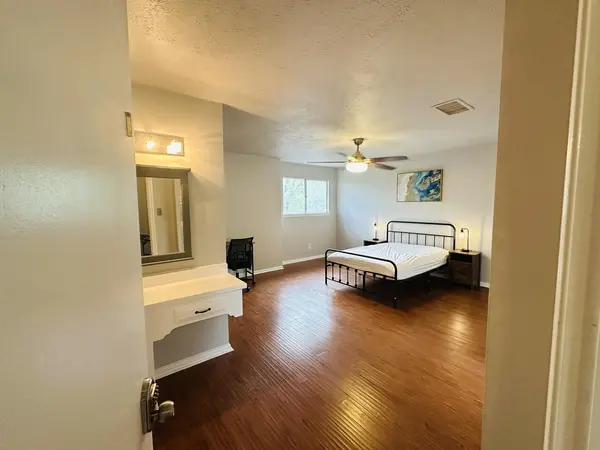 Coliving in Spring - Ne Houston, Houston