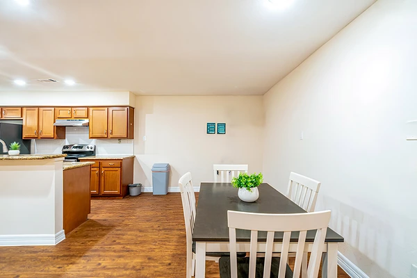 Coliving in Aldine City - Ne Houston, Houston