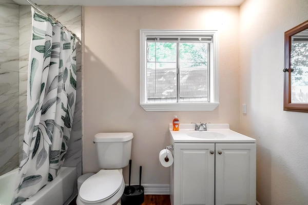 Coliving in Aldine City - Ne Houston, Houston