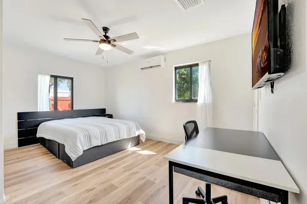 Coliving in Dania Beach - Broward County, Miami