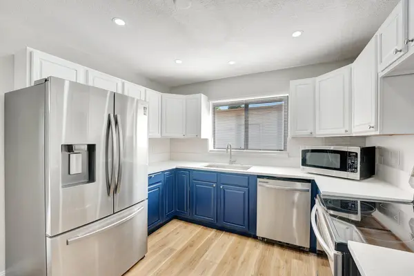 Coliving in Dania Beach - Broward County, Miami