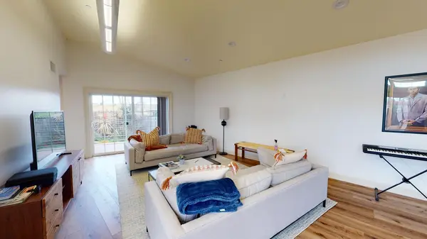 Coliving in East Palo Alto - Peninsula, San Francisco
