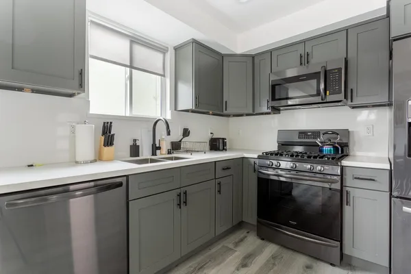 Coliving in North Hollywood - San Fernando Valley, Los Angeles