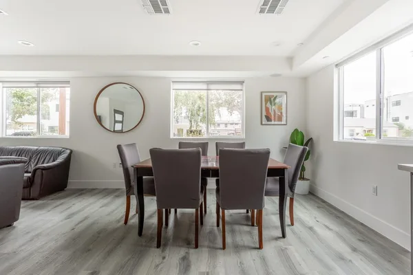 Coliving in North Hollywood - San Fernando Valley, Los Angeles