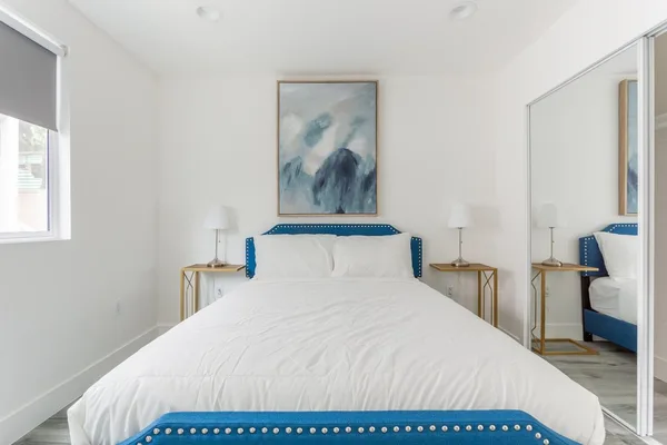 Coliving in North Hollywood - San Fernando Valley, Los Angeles