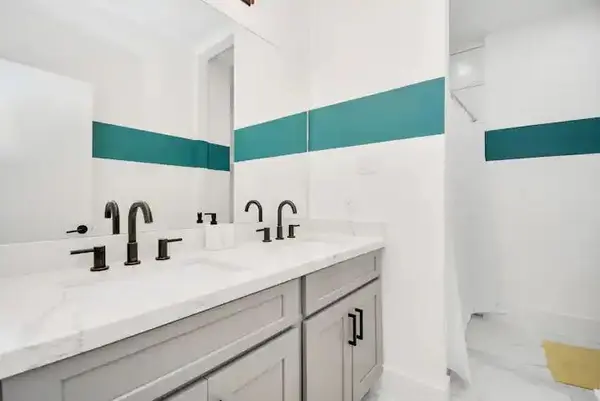 Coliving in Trinity / Houston Gardens - Ne Houston, Houston