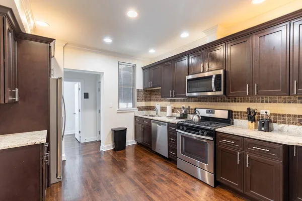 Coliving in Avondale - North Side, Chicago