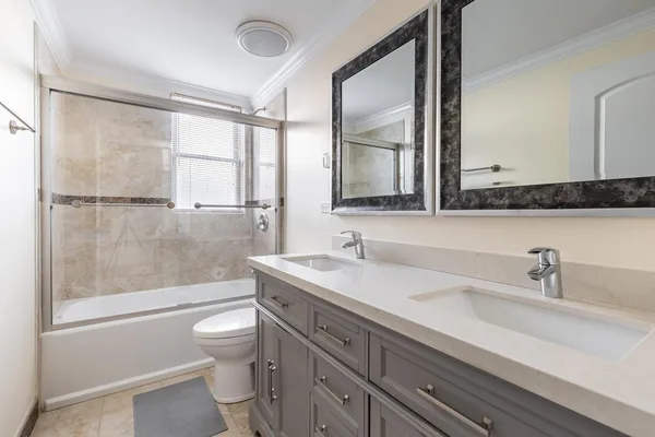 Coliving in Avondale - North Side, Chicago